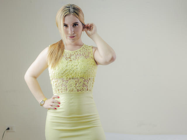 KarleeTash - Live sex cam - 8526276