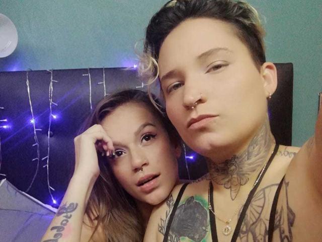 CataAndAliceHot69 - Live sexe cam - 8536332