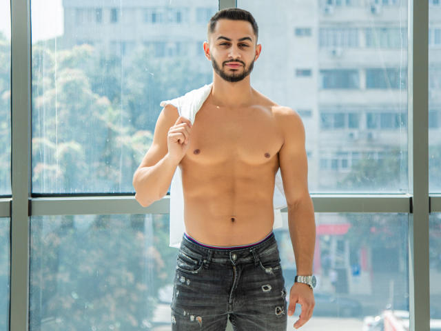 TravisPaxton - Sexe cam en vivo - 8542868