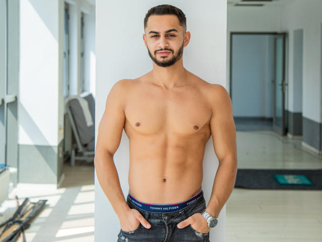 TravisPaxton - Live porn &amp; sex cam - 8542880