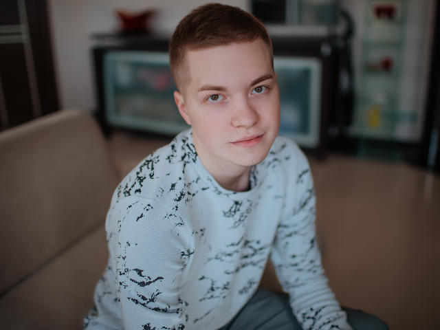 JulianMccoy - Sexe cam en vivo - 8583948