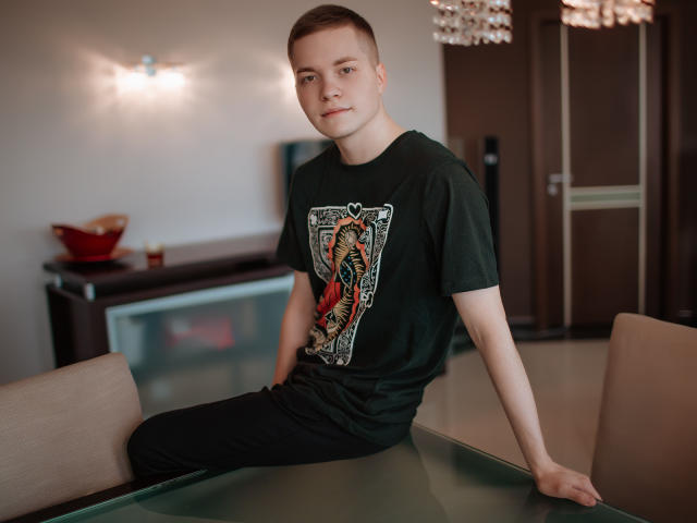 JulianMccoy - Sexe cam en vivo - 8583964