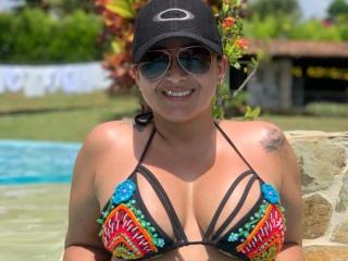 SamanthaPratss - Web cam exciting with this gigantic titty Horny lady 