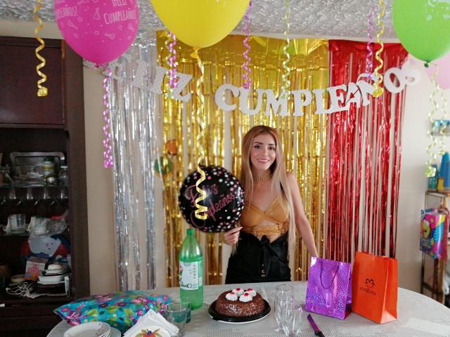 JolieAndreaW - Live porn &amp; sex cam - 8605304