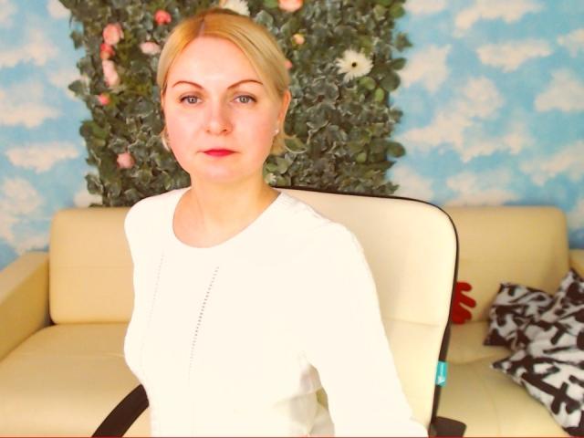 AnnyLils - Sexe cam en vivo - 8606332