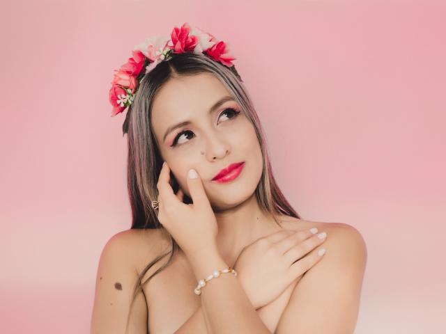 TyaraFennell - Live porn &amp; sex cam - 8607824