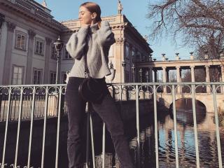 KatDeLunna - Sexe cam en vivo - 8615552