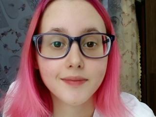 AliceXMay - Live cam sexy avec cette Admirable nana française hot blanche sur le site Xlovecam 