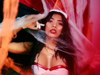 Faryyh - Video chat x with a latin american Exciting babe 