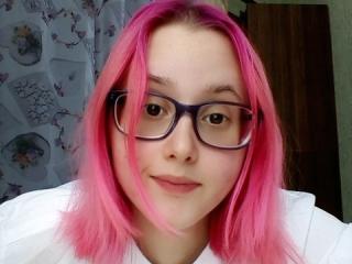 AliceXMay - Show x avec une Sacrée jeune model hot en bonne condition physique sur le service X Love Cam 