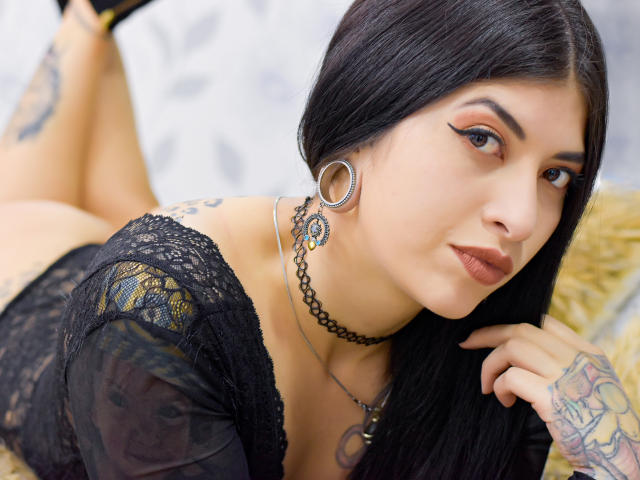 GerallTattoo - Live sex cam - 8651192