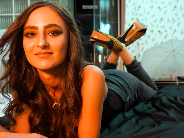 CaylaEvans - Sexe cam en vivo - 8653360