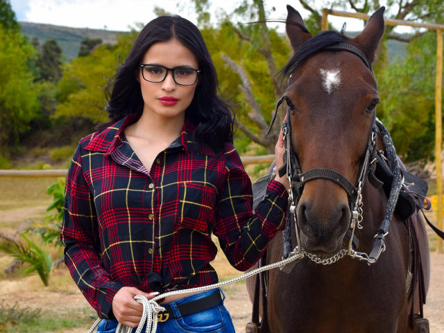 VictoriaBale - Live Sex Cam - 8655344