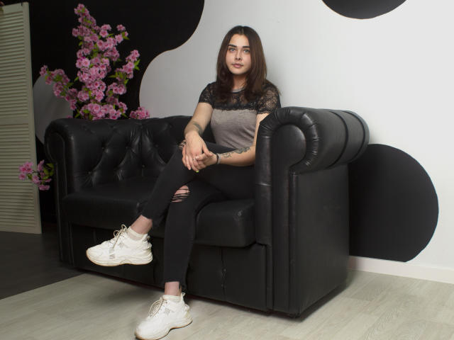 MileyJune - Sexe cam en vivo - 8666652