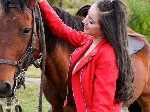 EllieVelvett - Live sex cam - 8671292