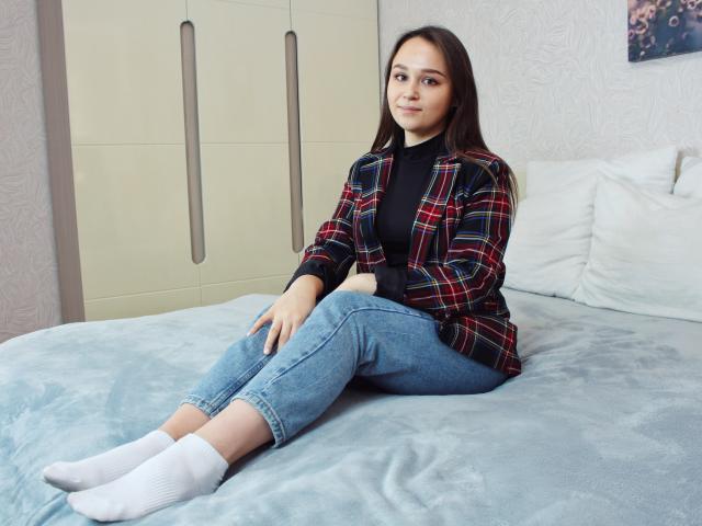 HannahGibsons - Sexe cam en vivo - 8674188