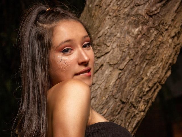 EllieVelvett - Live sex cam - 8681924