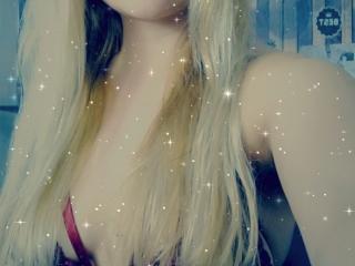 SweetMilky - Webcam exciting with a shaved pubis Sexy girl 