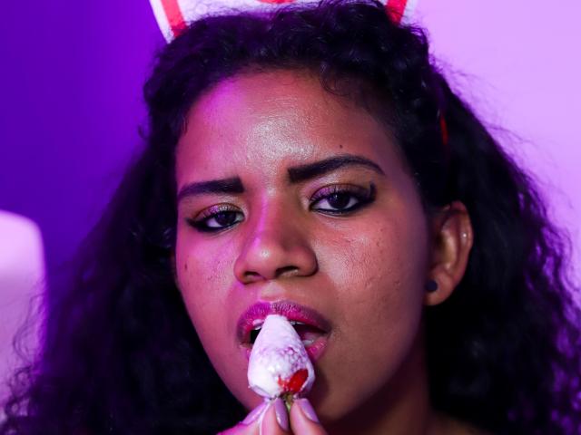 EllieAlvex - сексуальная веб-камера в реальном времени - 8699552