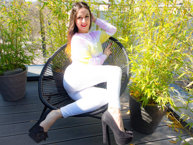 JessyN - Live porn &amp; sex cam - 8708000