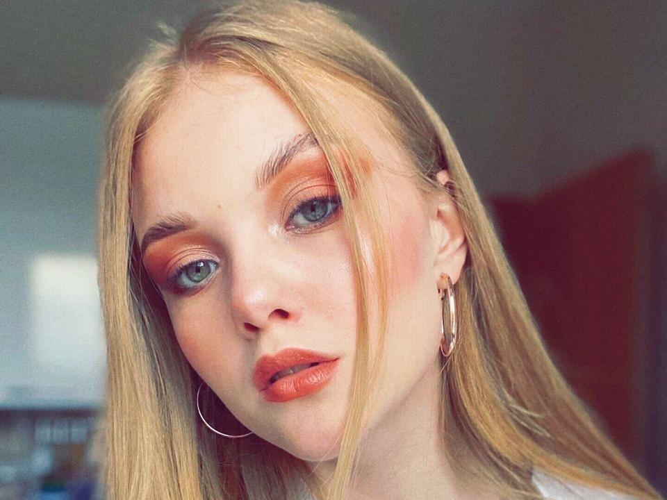 StellaFry - Live porn &amp; sex cam - 8710108