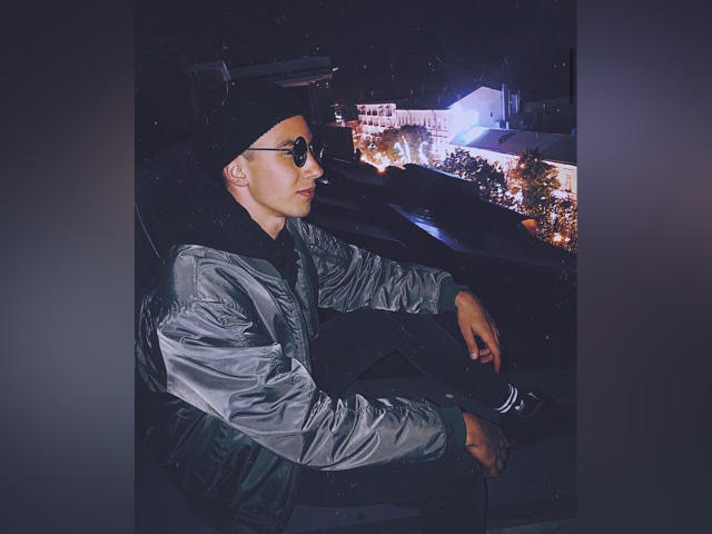 IlonMaskZ - сексуальная веб-камера в реальном времени - 8710536