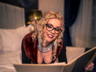 KendraGodessTs - Chat nude with a White Transsexual 