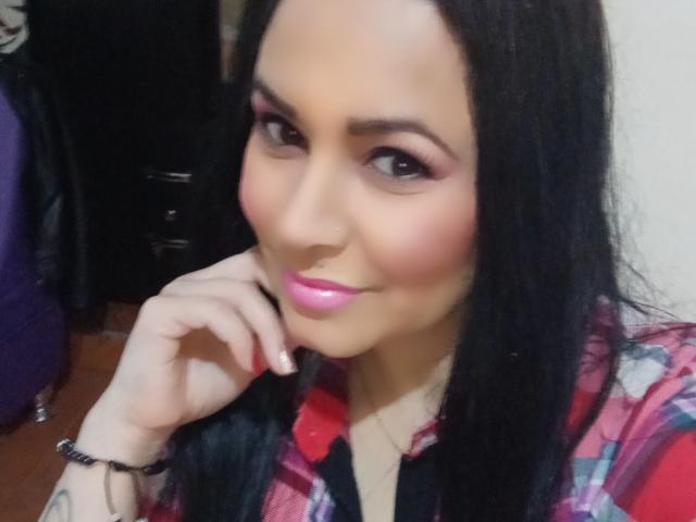 SweetAndHotSara - сексуальная веб-камера в реальном времени - 8720412