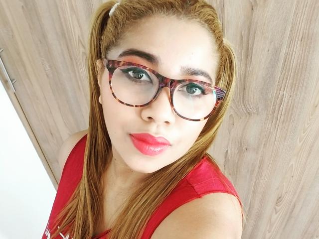 AmeliaFoxx - Sexe cam en vivo - 8721812