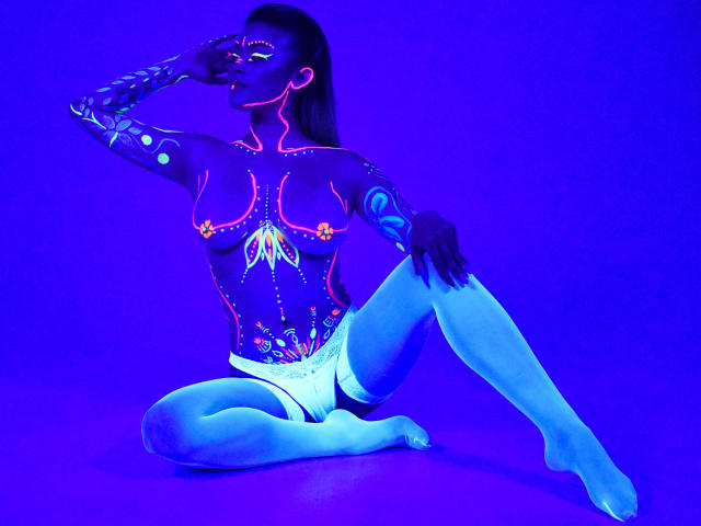 AmelieeBaudin - Live Sex Cam - 8722012