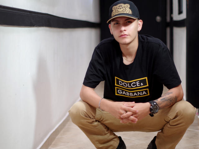 JustinGold - Live porno og sexkamera - 8729796