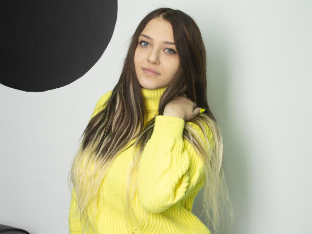 KarolinaMoon - Sexe cam en vivo - 8736020