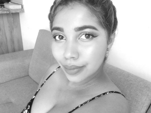 AmeliaFoxx - Sexe cam en vivo - 8749564