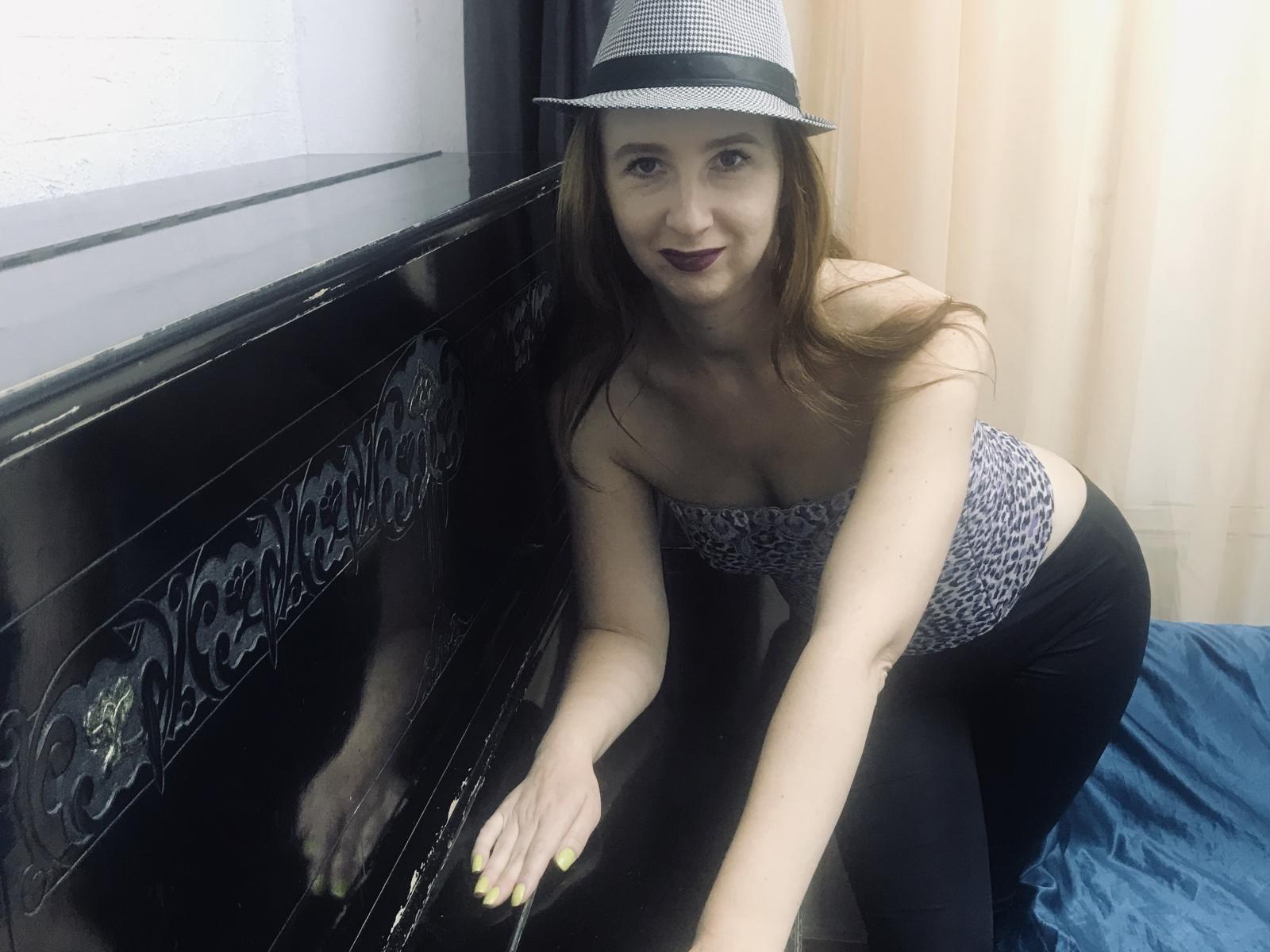 EvelinFrau - Live sex cam - 8757908