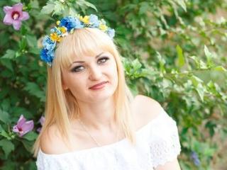 MeganQGold - сексуальная веб-камера в реальном времени - 8760208