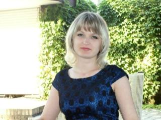 MeganQGold - сексуальная веб-камера в реальном времени - 8760224