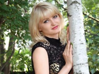 MeganQGold - сексуальная веб-камера в реальном времени - 8760276