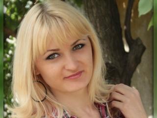 MeganQGold - сексуальная веб-камера в реальном времени - 8760280