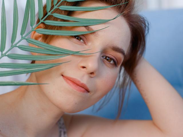 LindaNeal - Sexe cam en vivo - 8760592