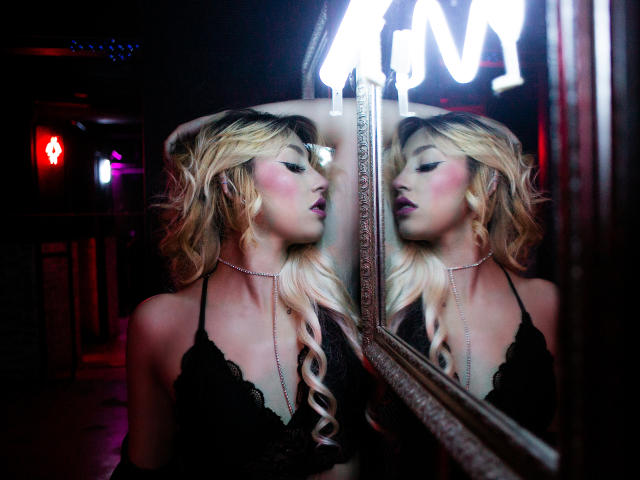 SophiiaGrayy - Live porn &amp; sex cam - 8761608