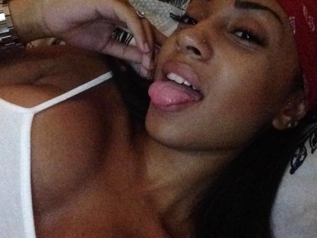 SkinnyBabyTiger - Live sexe cam - 8784920