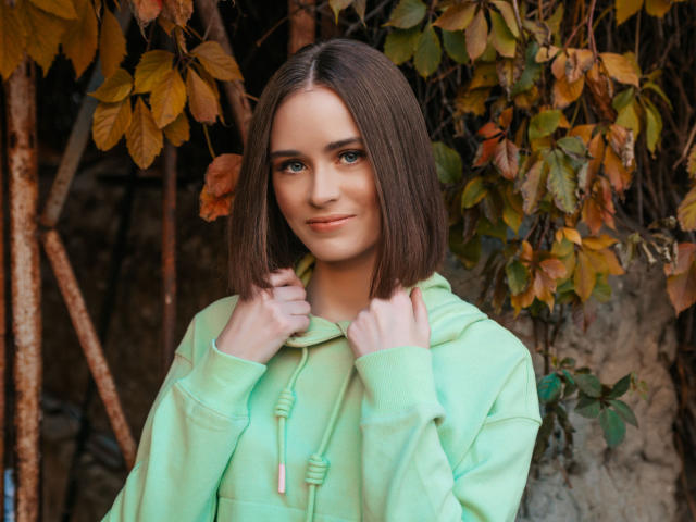 JuliaMayer - Porno na żywo i seks kamera - 8786408