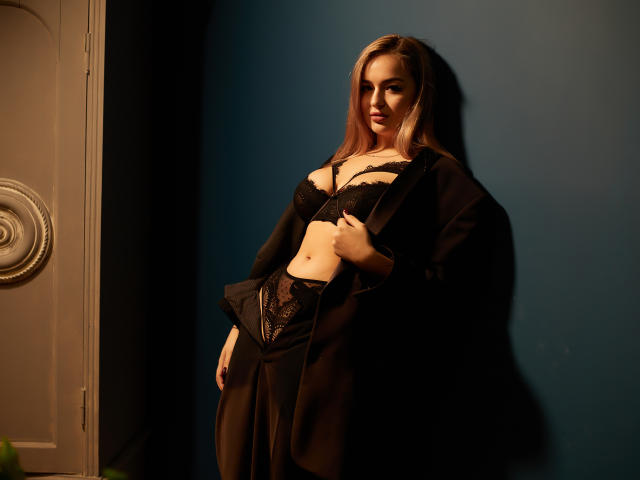 AlsyCute - Sexe cam en vivo - 8798560