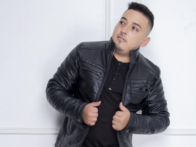 TomBills - Sexe cam en vivo - 8812552