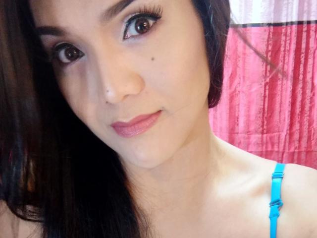 BelleKellyTs - Sexe cam en vivo - 8817700