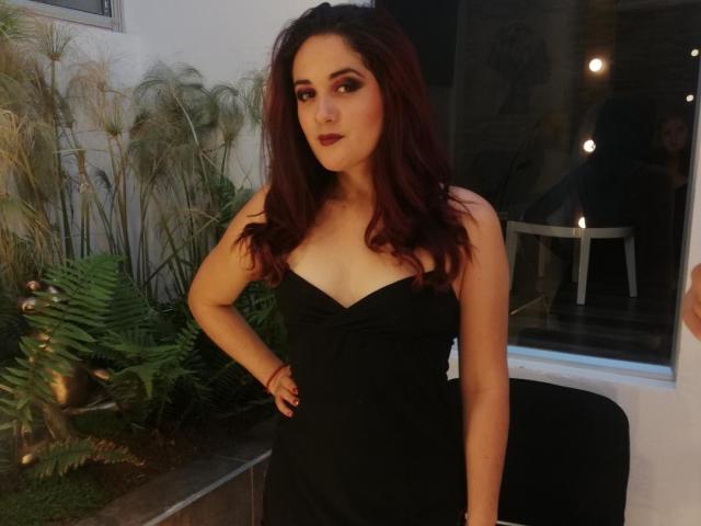 BrunaRouse - Sexe cam en vivo - 8823596