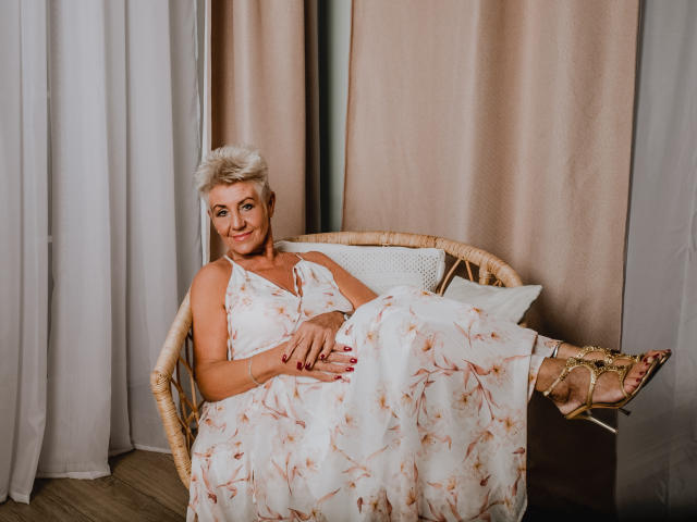 KinkyyHotLove - сексуальная веб-камера в реальном времени - 8824588