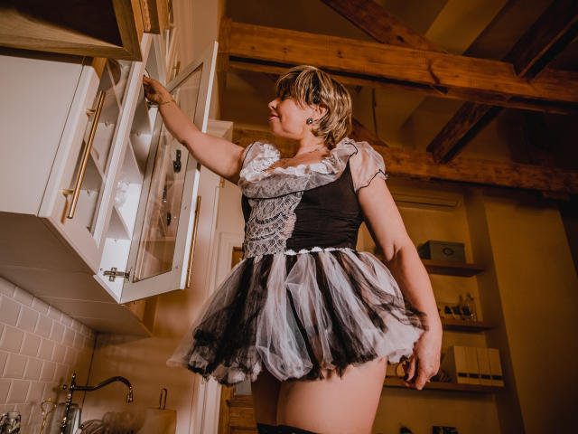 BlondSexyMature - сексуальная веб-камера в реальном времени - 8824628