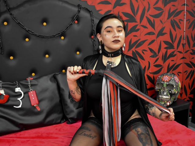 NirvanaPervert - Sexe cam en vivo - 8848580