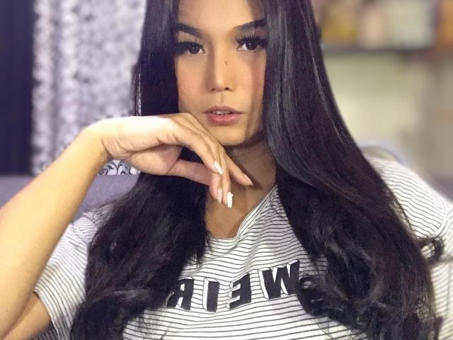 HugeCockTranny - Camera khiêu dâm &amp; quyến rũ trực tiếp - 8849312